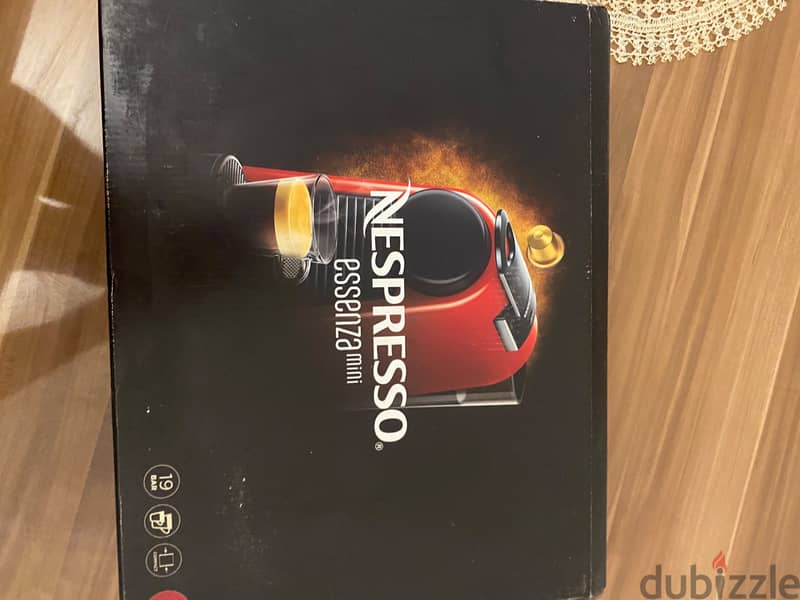 Nespresso machine brand new condition 4