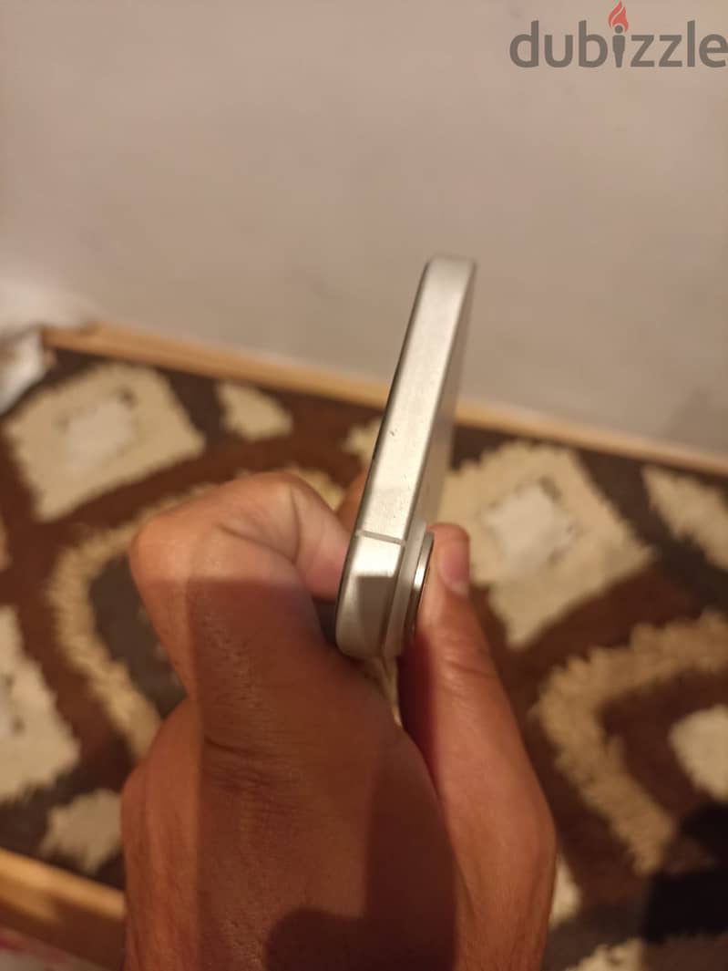 Apple - iPhone 16 4