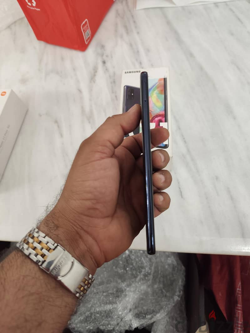 Samsung A71 3