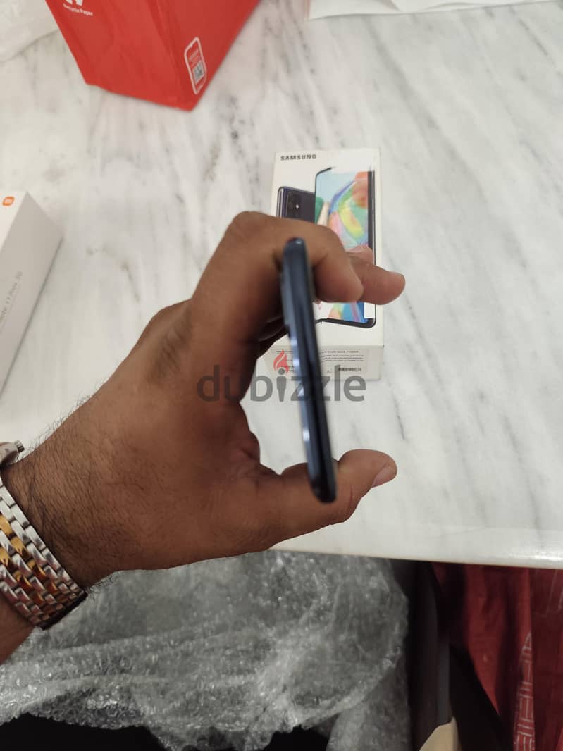Samsung A71 4