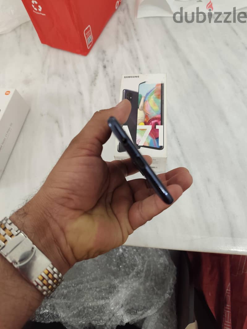 Samsung A71 5