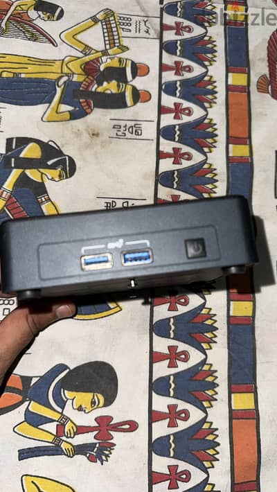 Intel NUC 11 Pro • Core 17-1165G7 - Gen 11 • 8GB RAM • 256GB SSD الشاح