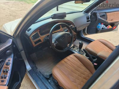 Hyundai Avante 2001 وش الأسد