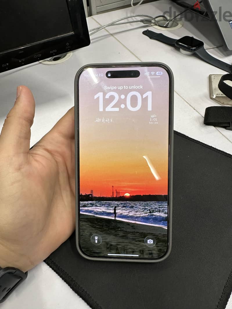 Apple - iPhone 16 Pro Max 5
