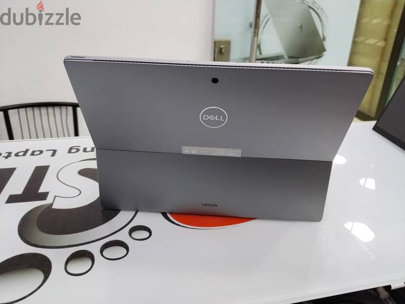 dell⁷³²⁰ 3