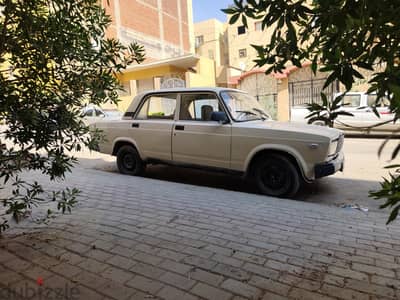 لادا 2107 1993