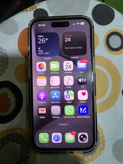 Apple - iPhone 16 Apple - iPhone 16