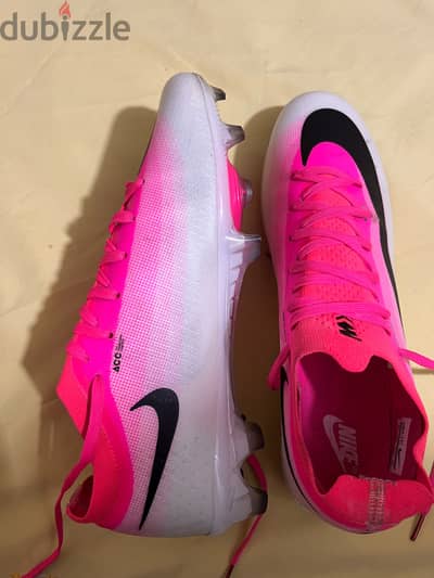 nike mercurial vapor