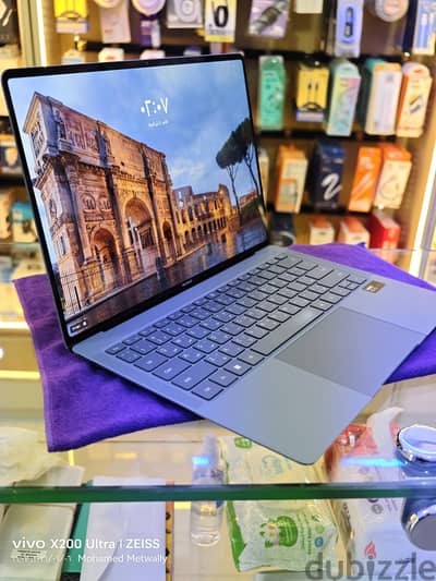 Huawei laptop x pro core ultra 9 185h رام 32 هارد 2 تيرا