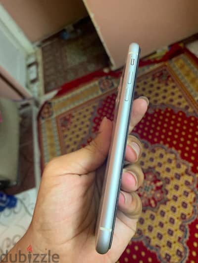 Apple - iPhone 11