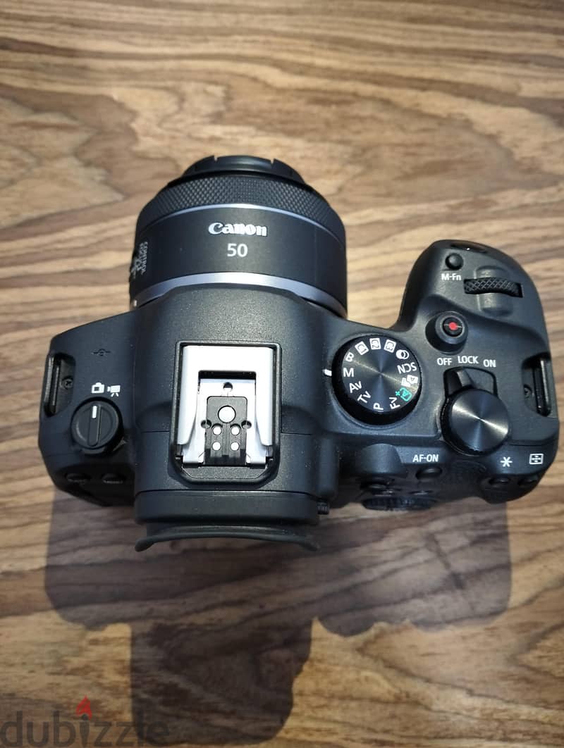  Canon EOS R6 Mark II 5