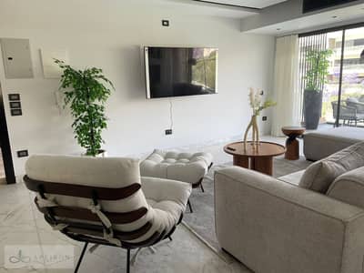 Fully Finished 3BR Apartment for Rent | Lake View Residence | 210m²