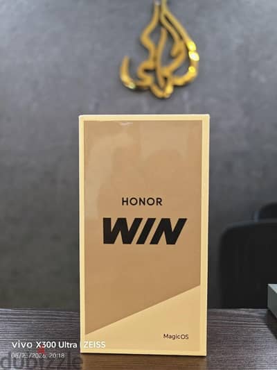 Honor Win