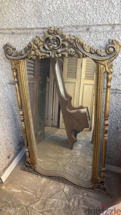 Classic Gold Carved Mirror