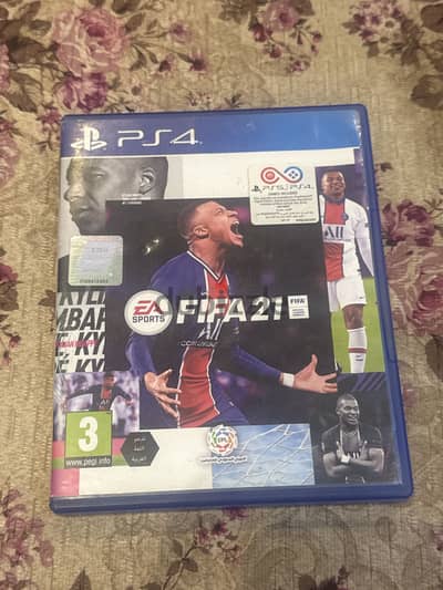 للبيع سي دي لعبة FIFA 21 PS4 بحالة ممتازة