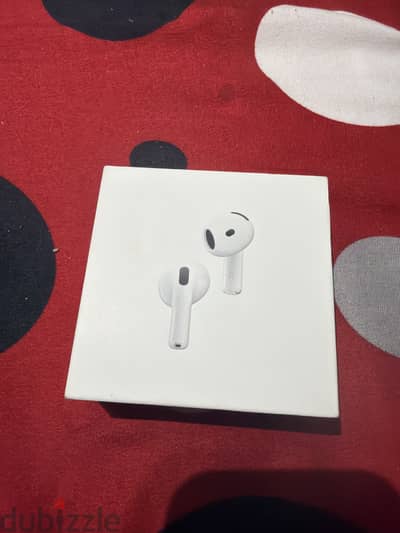 AirPods 4 noise cancellation