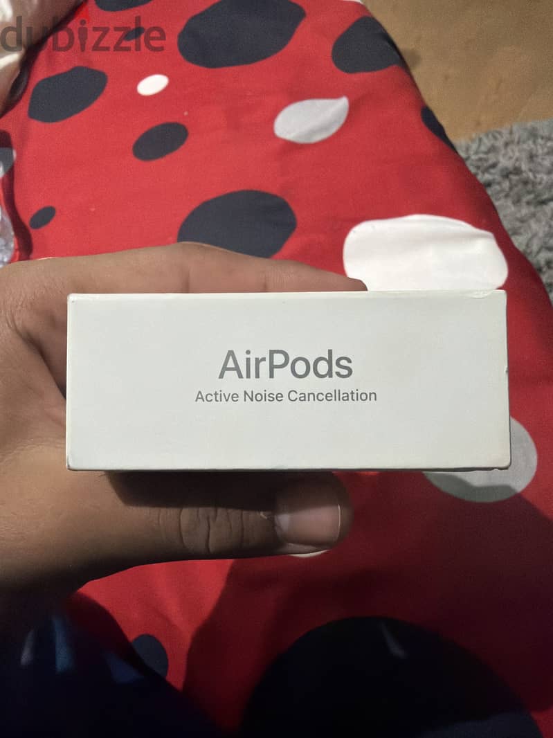 AirPods 4 noise cancellation 3