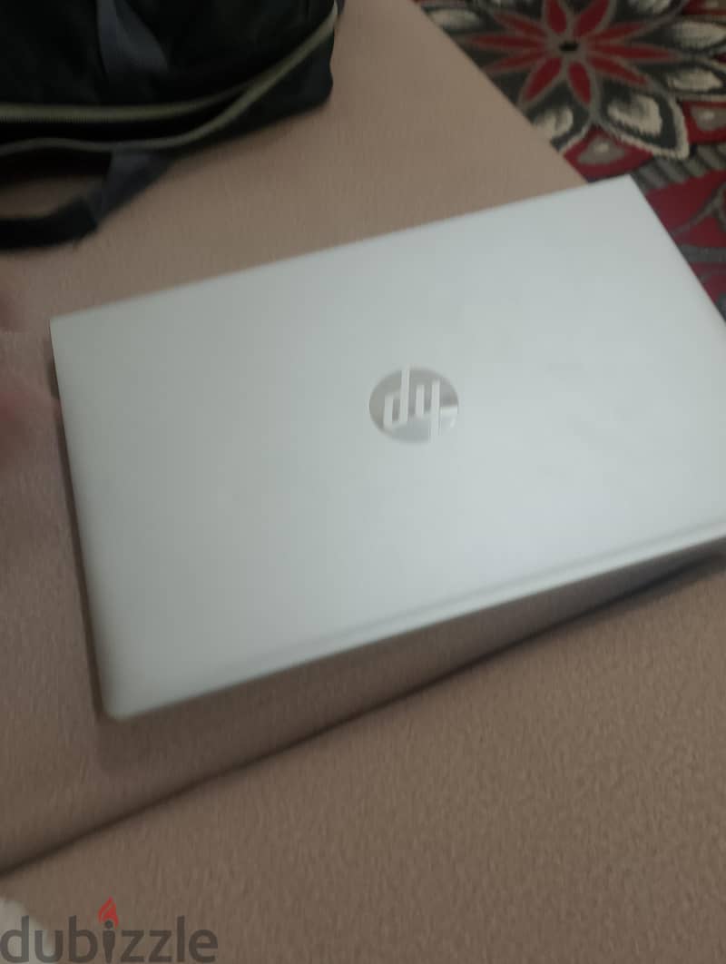 جهاز لاب توب 4