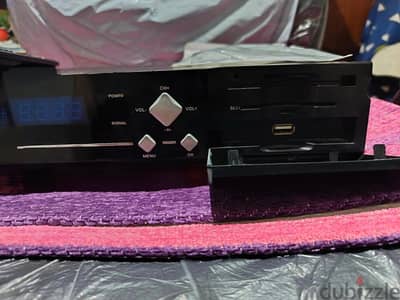 ريسيفر كيوماكس 'Qmax H4' بحالة ممتازة + كبل RS232 to LAN جديد