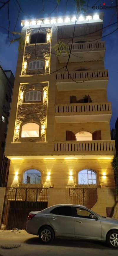 عماره للببع بالحي الثاني قربب للخدمات