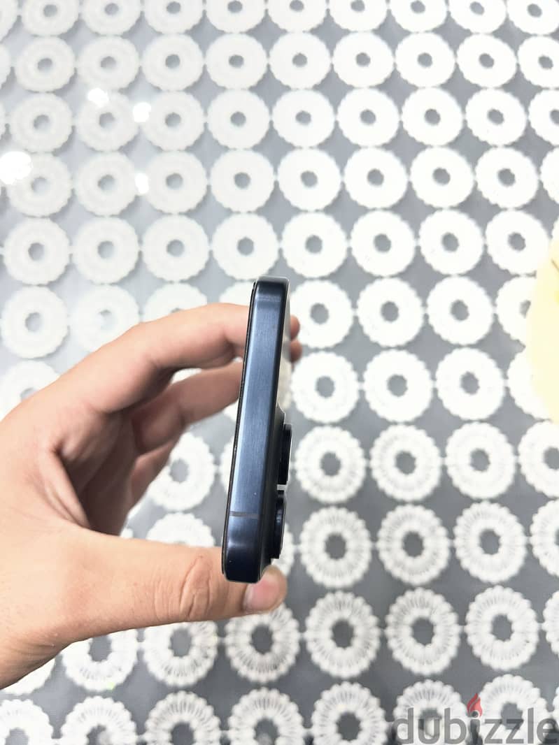 Apple - iPhone 15 Pro Max 5