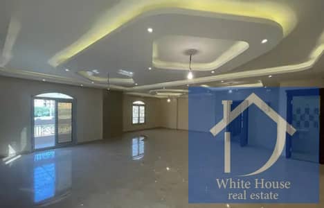 For rent: 225 sqm office apartment, suitable for administrative use, in a very prime location in front of Beverly Hills with an open view of the main