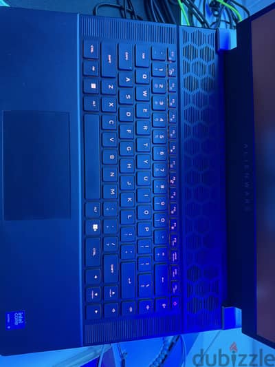 Alienware x16 R2