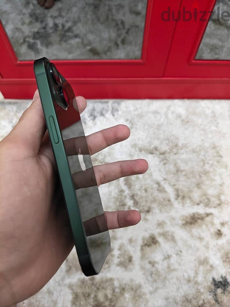 آبل - آيفون 13 1