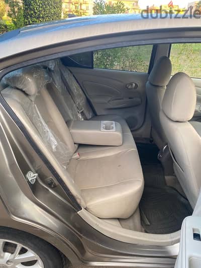 Nissan Sunny 2018