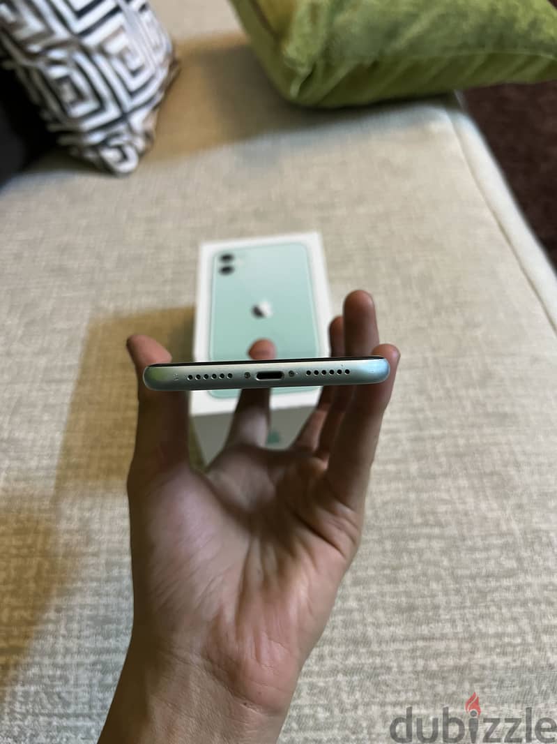Apple - iPhone 11 5
