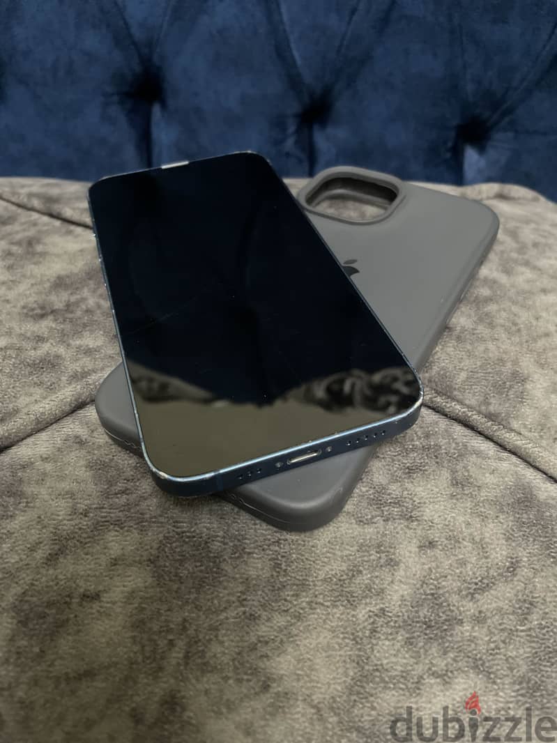 Apple - iPhone 13 4