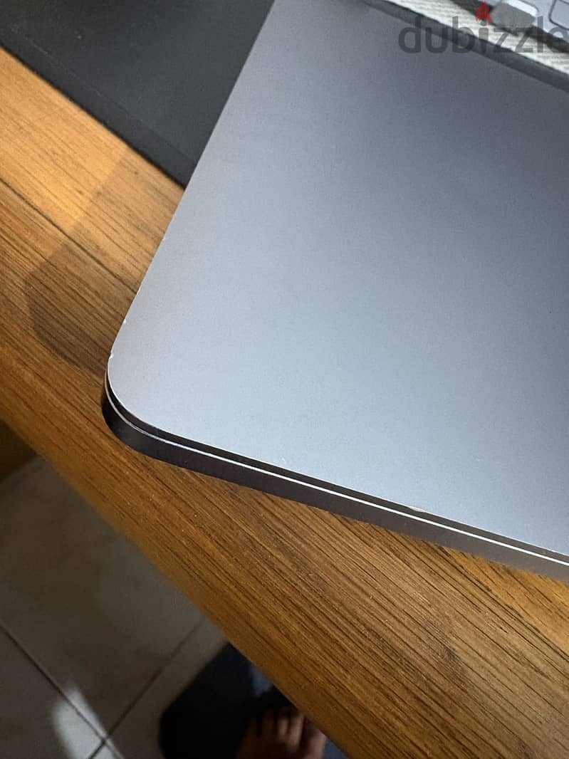 Apple MacBook Pro M2 6