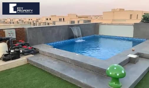 Luxury Penthouse Fully Finished With a Prime View for Sale in Galleria Residence