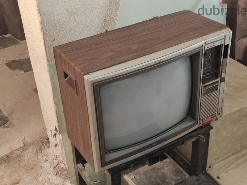 تليفزيون NEC 1