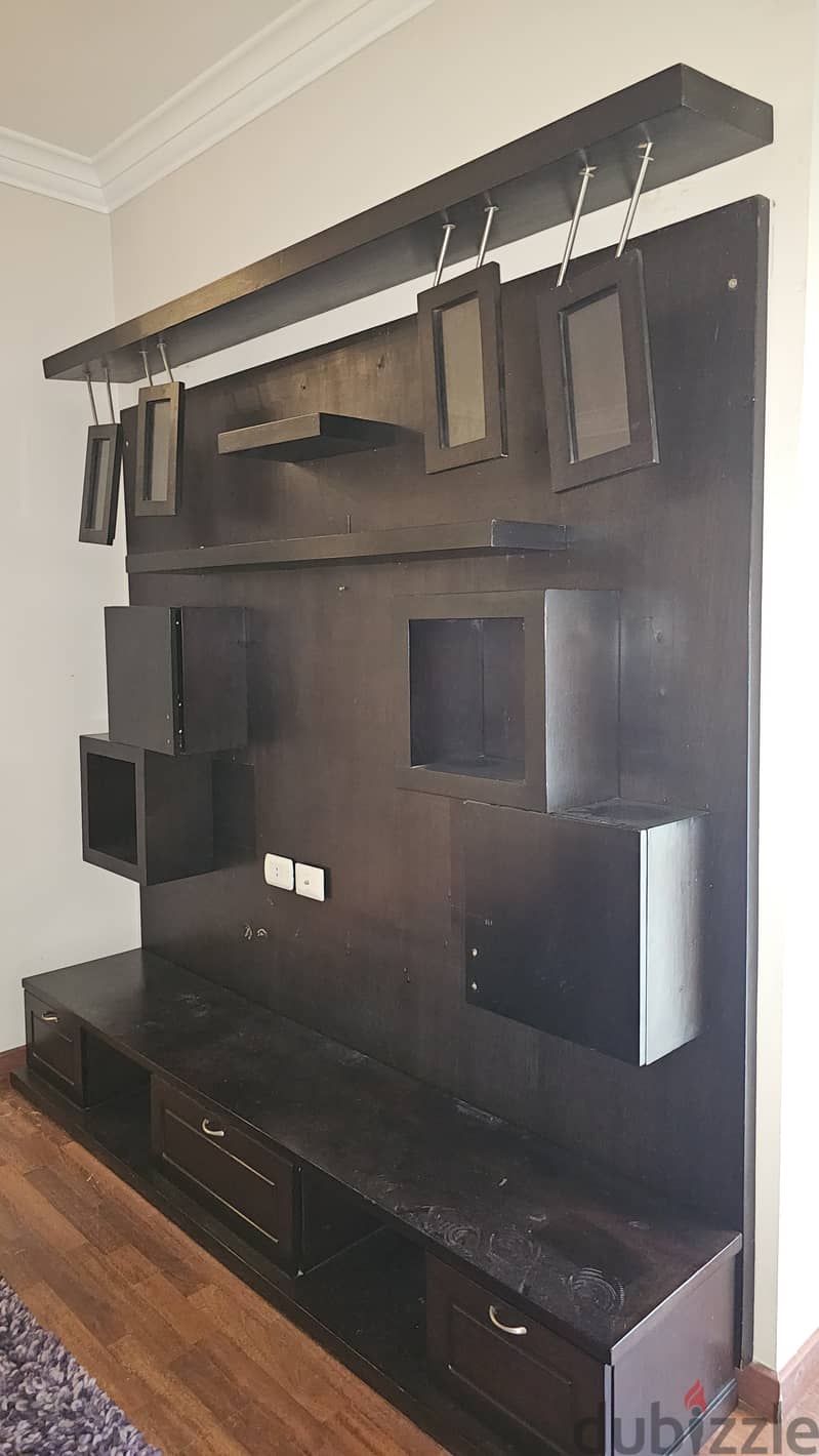 Used full living room 1