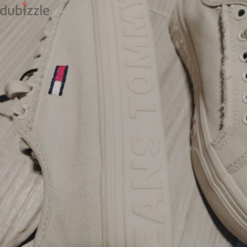 Tommy Hilfiger 36 and 37 3
