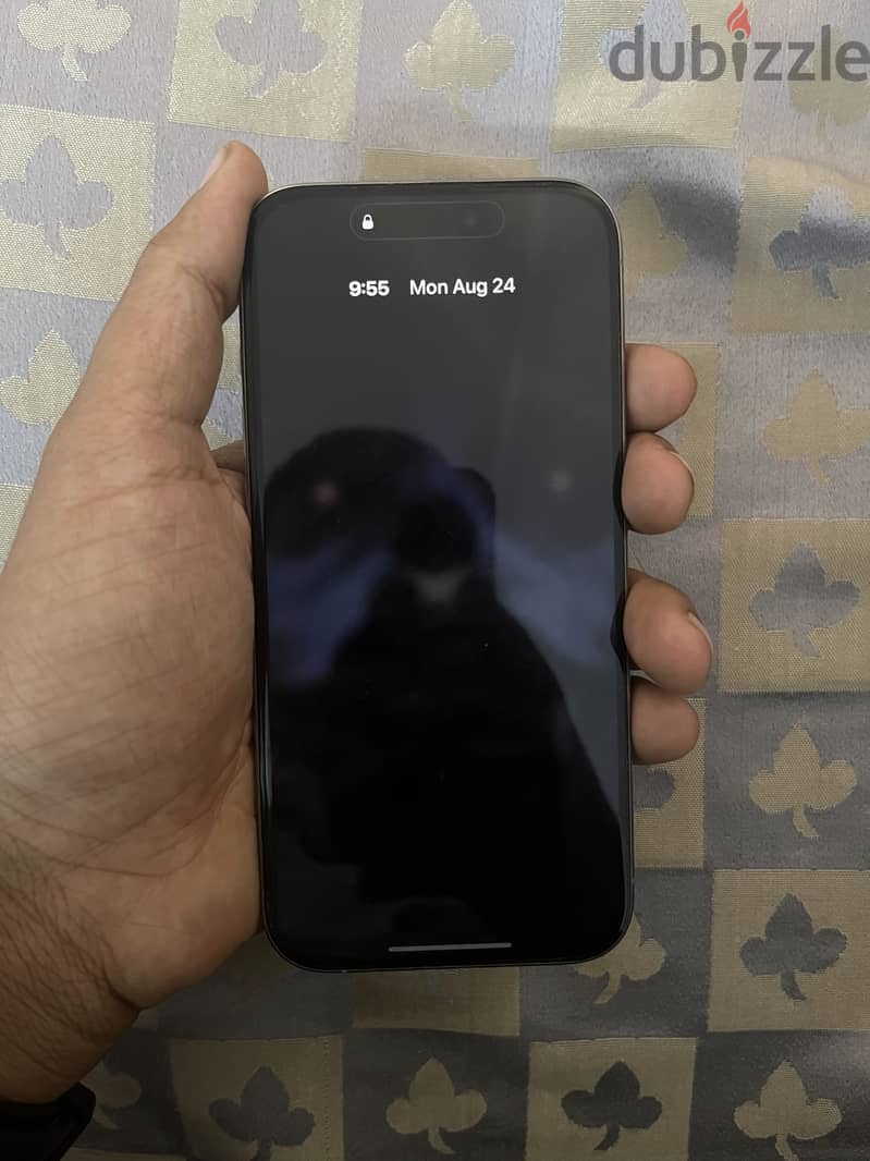 آبل - آيفون 15 برو 5