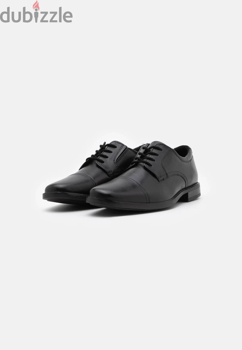 Clarks Classic Lace-ups Shoes 5