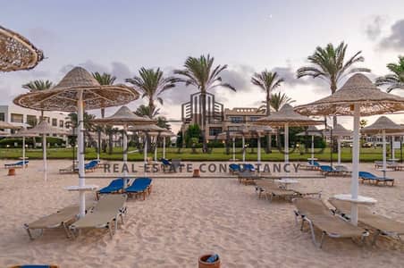 تاون هاوس للبيع بموقع مميز في الماظه باي - الساحل الشمالي Almaza Bay - North Coast