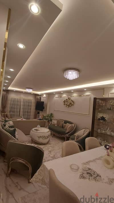 شقة مفروش  VIP  للبيع