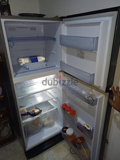 ثلاجه توشيبا تورنادو ١٢ قدم