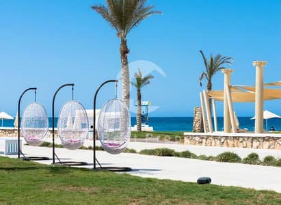 Ground Duplex غرفتين في Cali Coast رأس الحكمة | 120 متر | مقدم 5% وتقسيط 6 سنين - بحري - لاجون فيو - متشطب بالكامل - بالتكييفات - موقع ممتاز
