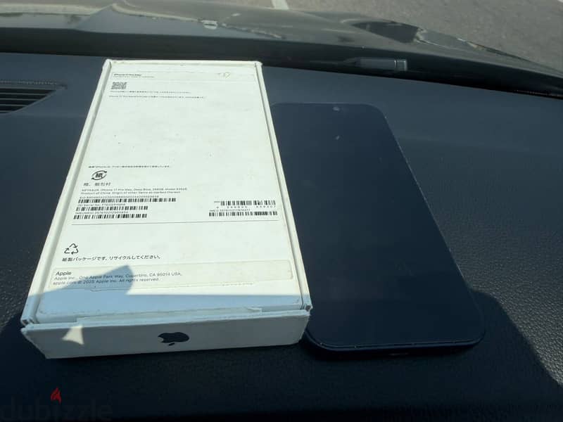 Apple - iPhone 17 Pro Max 1