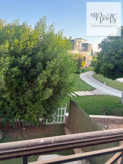 For rent: A fully furnished I villa with a garden in a prime location in Mountain View Chillout Park,October .