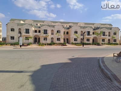 شقتك في قلب المستفبل سيتي بالتقسيط علي 8 سنين