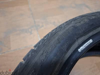 فردتين كاوتش بريدجستون مقاس 205/45 R17