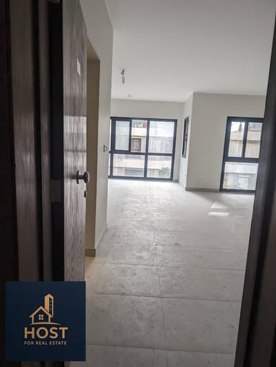 شقة مميزة للإيجار في فيليت سكاي كوندوز مطبخ وتكيفات