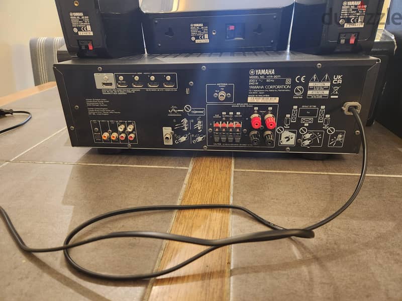 Yamaha AV reciever 5.1 for lower than market price 1