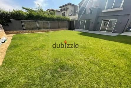 Family house with a view on green space in Bamboo next to The Crown and New Giza and near Arkan Plaza Sheikh zayed
