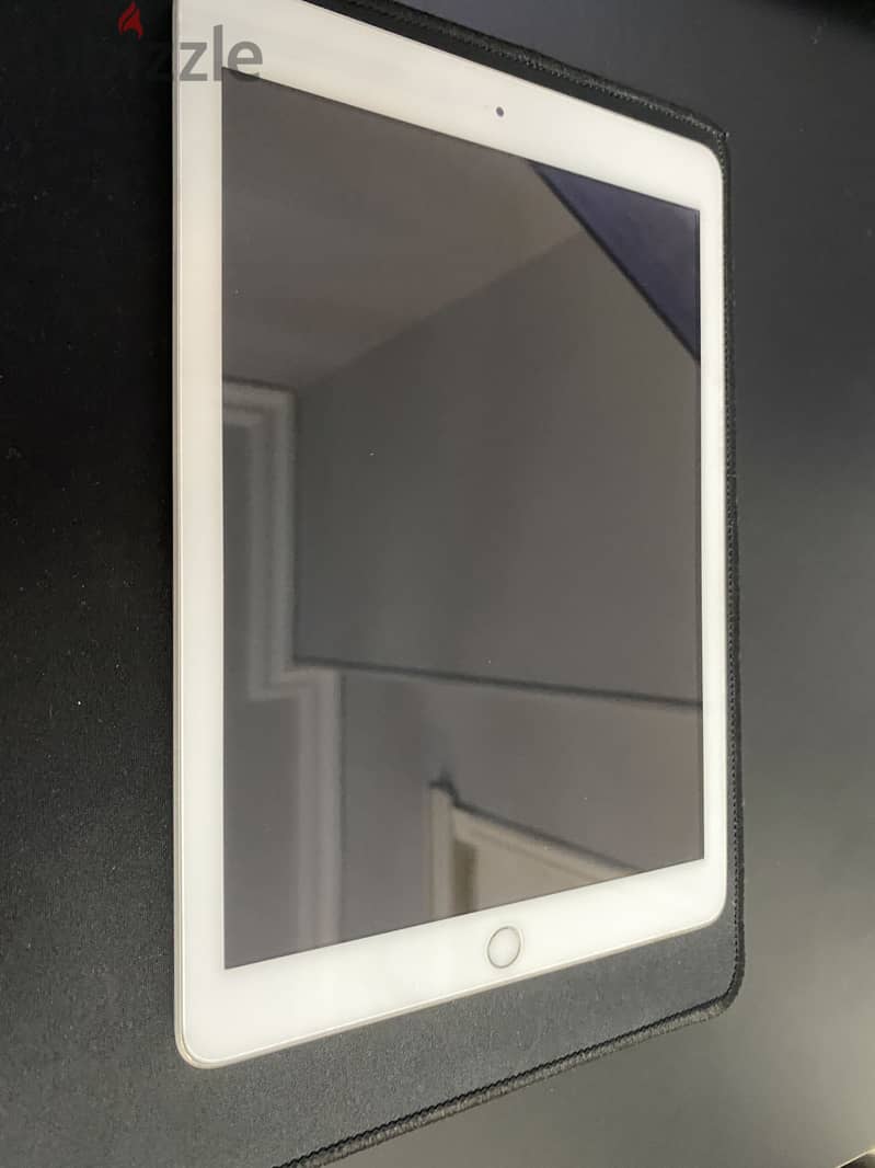 Ipad 6th generation 32GB 2